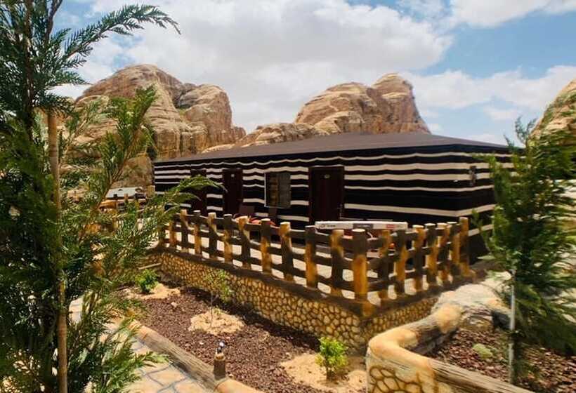 کلبه سوپریور, Seven Wonders Luxury Camp