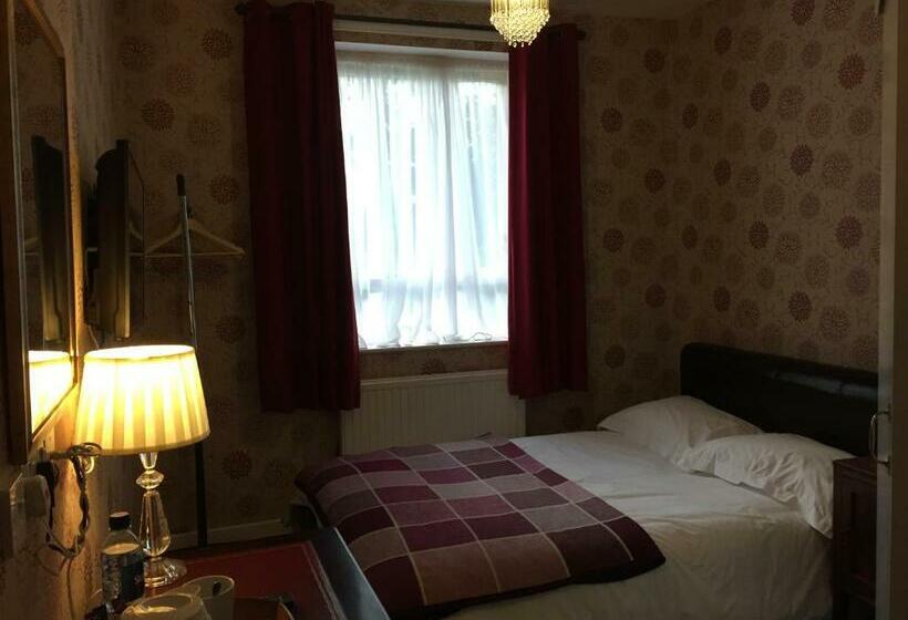 اتاق استاندارد یک نفره, The Beaumont Accommodation