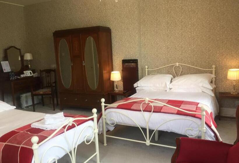 اتاق خانوادگی, The Beaumont Accommodation