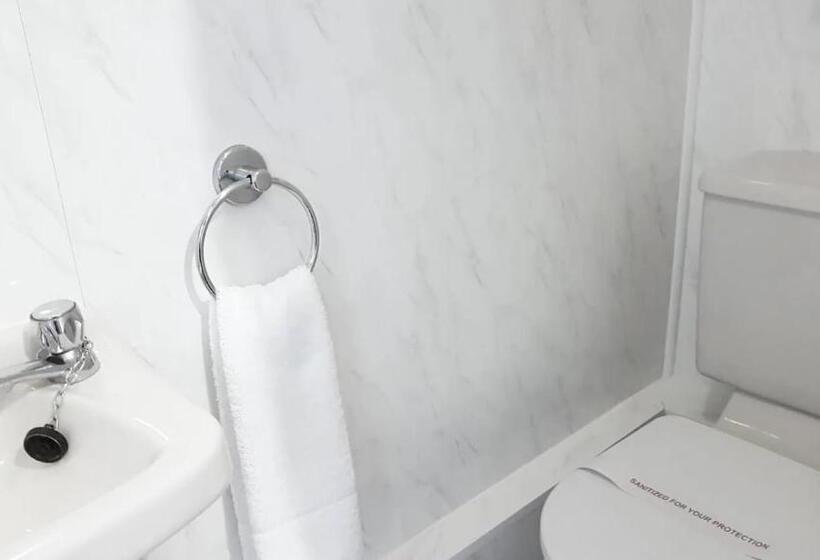 اتاق استاندارد یک نفره, Valdene