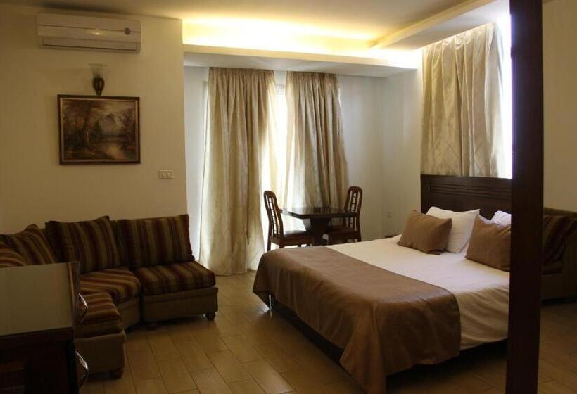 اتاق استاندارد یک نفره با چشم‌انداز دریا, Lamedina Hotel & Resort