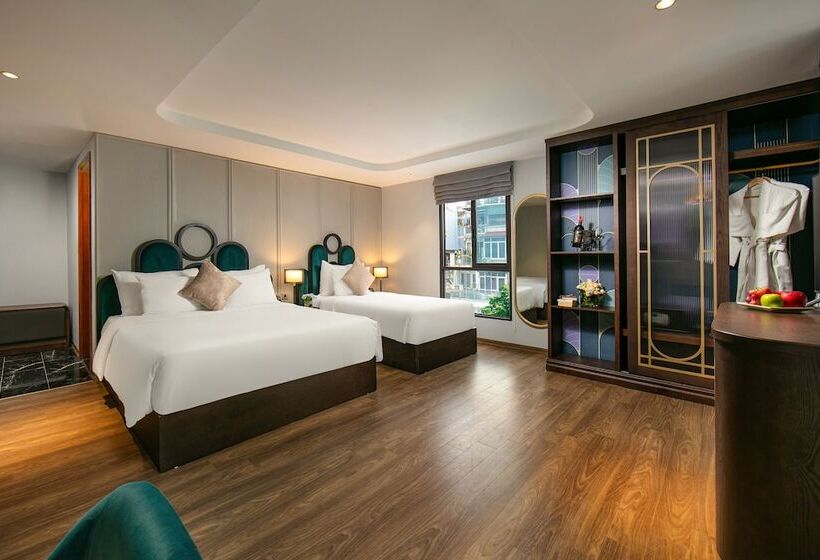 Family Room, May De Ville Luxury Hotel & Spa