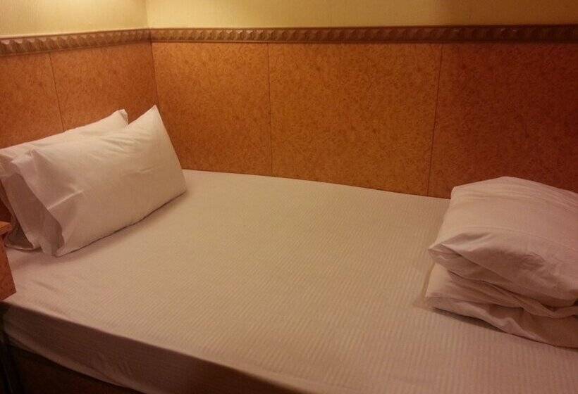 اتاق استاندارد, New Garden Hostel