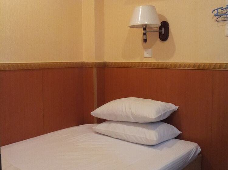 اتاق استاندارد, New Garden Hostel