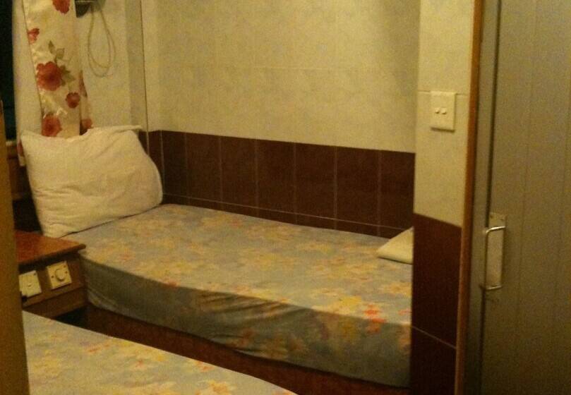 اتاق استاندارد, New Garden Hostel