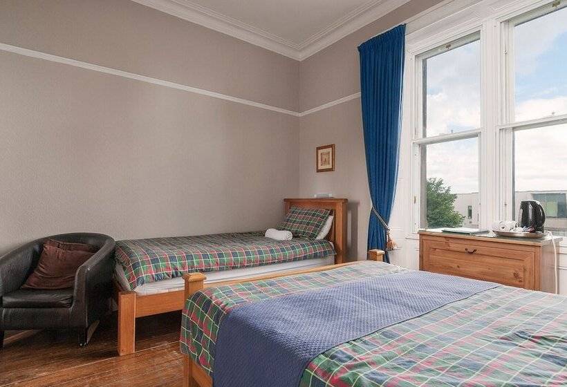 3-Bett-Standardzimmer, Aynetree Guest House