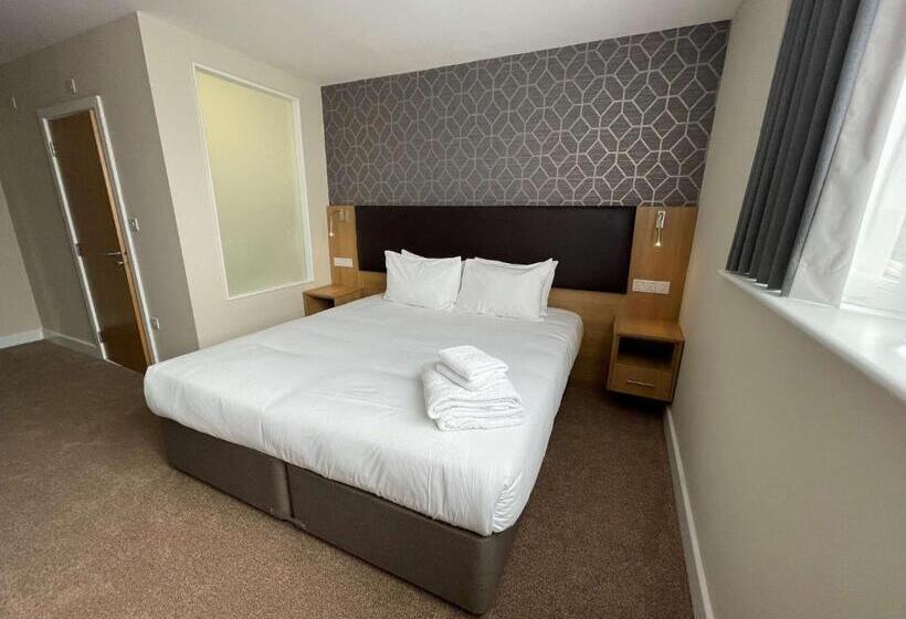 اتاق سوپریور با تخت بزرگ, Best Western Northfields Ealing