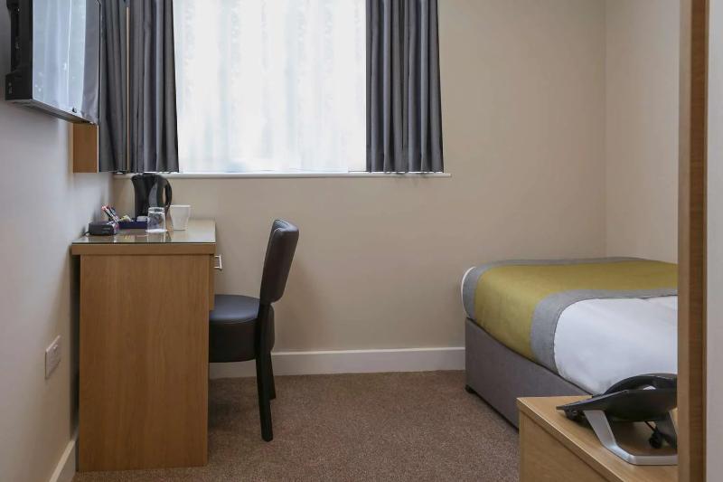 اتاق استاندارد یک نفره, Best Western Northfields Ealing