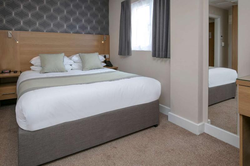 اتاق استاندارد با تخت بزرگ, Best Western Northfields Ealing