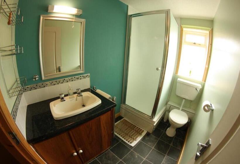 اتاق استاندارد, Orcades Hostel
