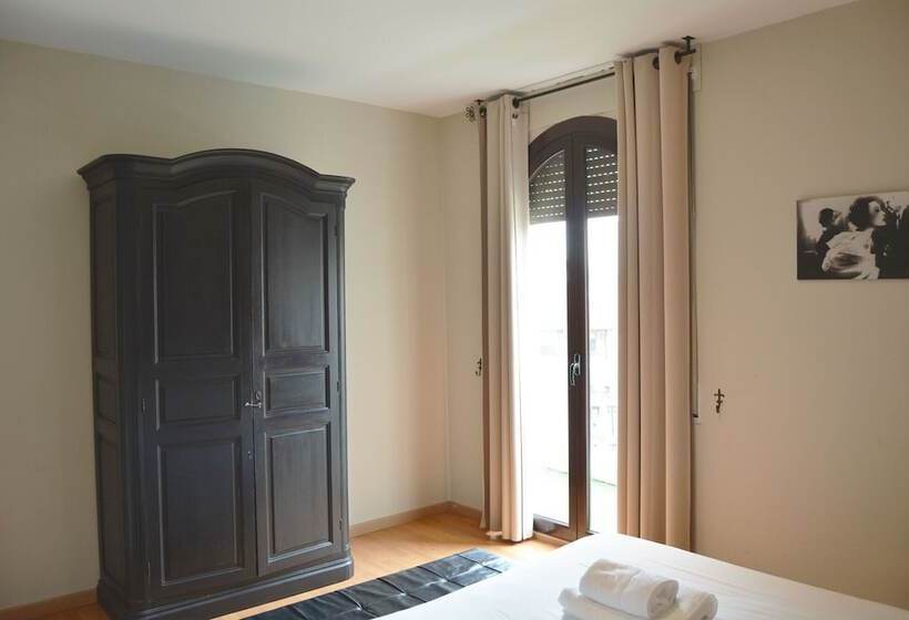 شقة 4 غرف, Suite Home Sagrada Familia