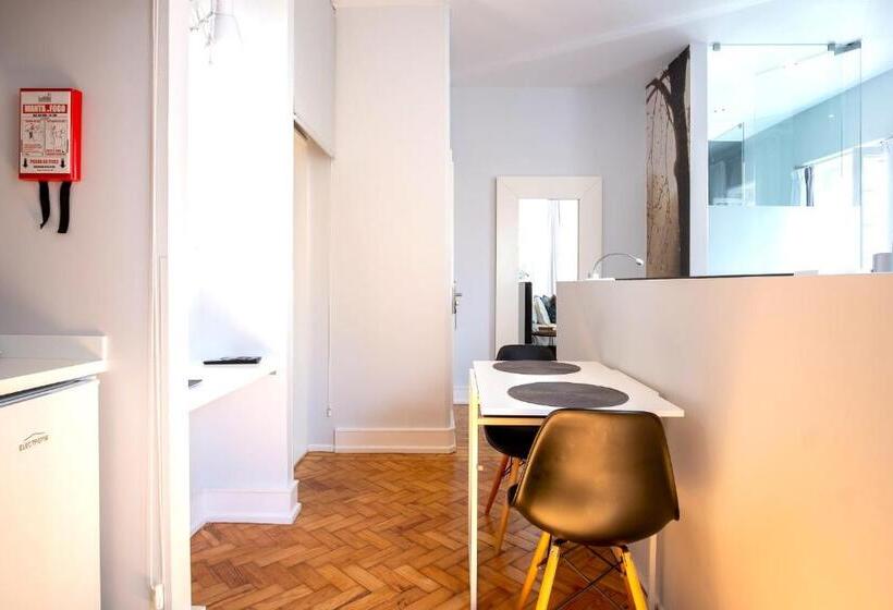 اتاق سوپریور با بالکن, Casa Vela Boutique House