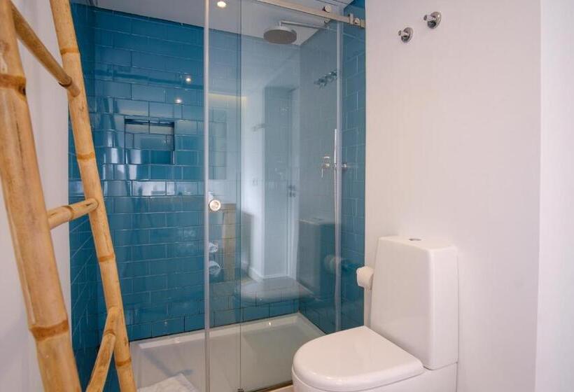 سوییت جونیور با بالکن, Casa Vela Boutique House