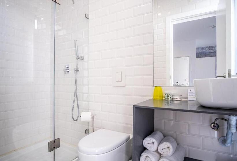 اتاق سوپریور با بالکن, Casa Vela Boutique House