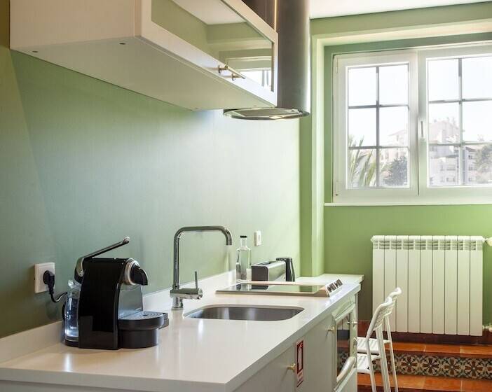 سوئیت با بالکن, Casa Vela Boutique House