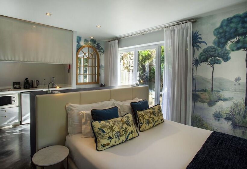 سوییت جونیور با بالکن, Casa Vela Boutique House