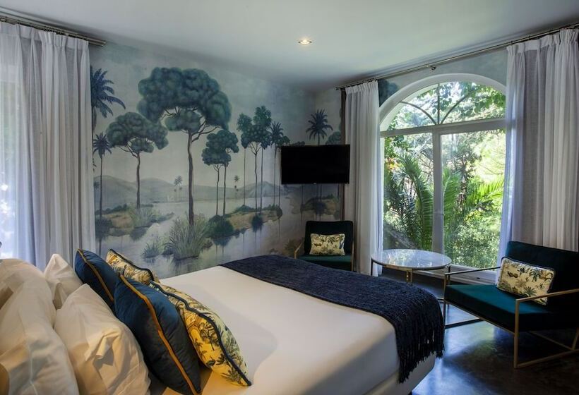 سوییت جونیور با بالکن, Casa Vela Boutique House