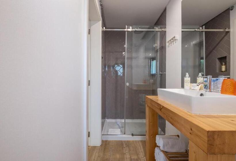 سوئیت پریمیوم, Casa Vela Boutique House
