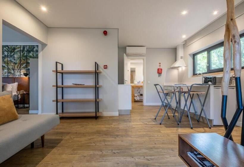 سوئیت پریمیوم, Casa Vela Boutique House