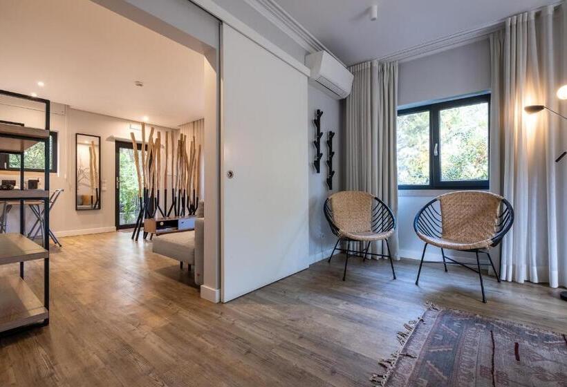 سوئیت پریمیوم, Casa Vela Boutique House