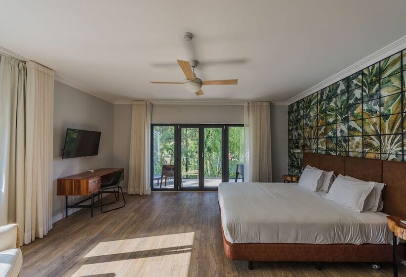 سوئیت پریمیوم, Casa Vela Boutique House