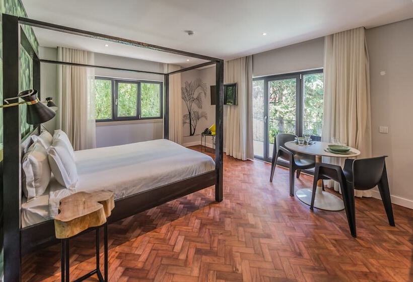 سوییت جونیور با بالکن, Casa Vela Boutique House