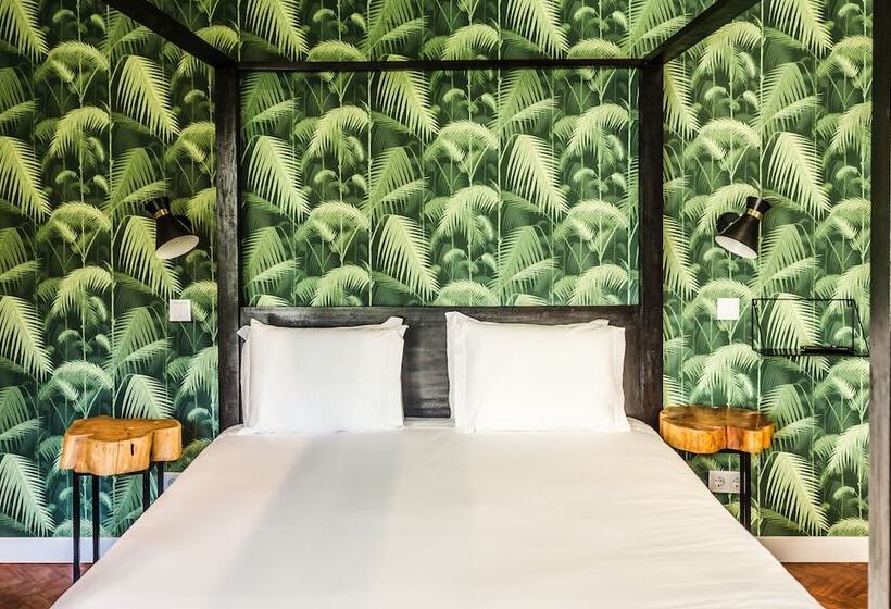 سوییت جونیور با بالکن, Casa Vela Boutique House