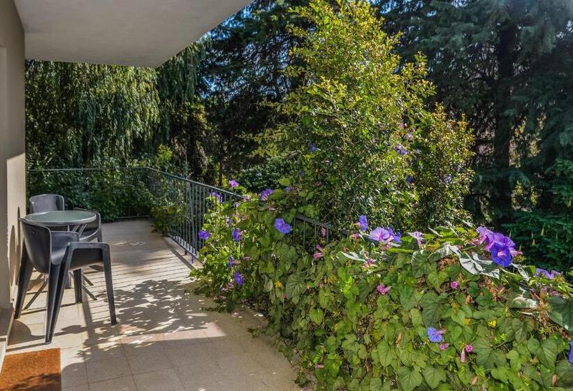 سوییت جونیور با بالکن, Casa Vela Boutique House