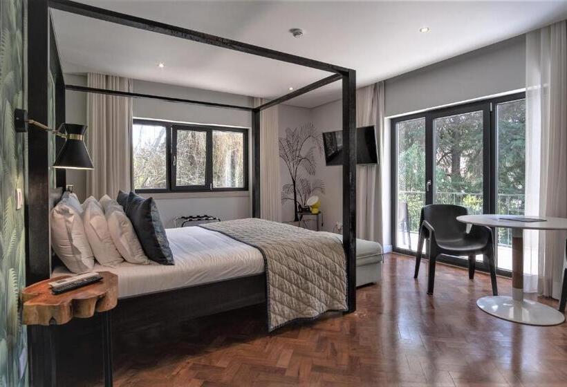 سوییت جونیور با بالکن, Casa Vela Boutique House