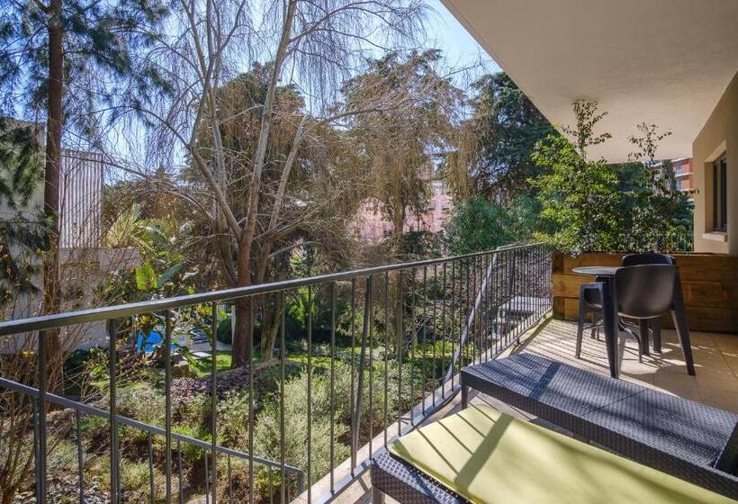 سوئیت با بالکن, Casa Vela Boutique House
