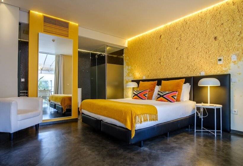 اتاق سوپریور با بالکن, Casa Vela Boutique House