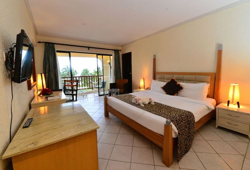 Deluxe Room, Diani Reef Beach Resort & Spa