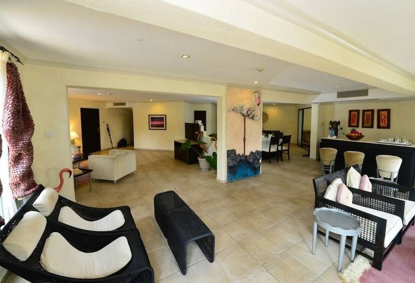 Presidential Suite, Diani Reef Beach Resort & Spa