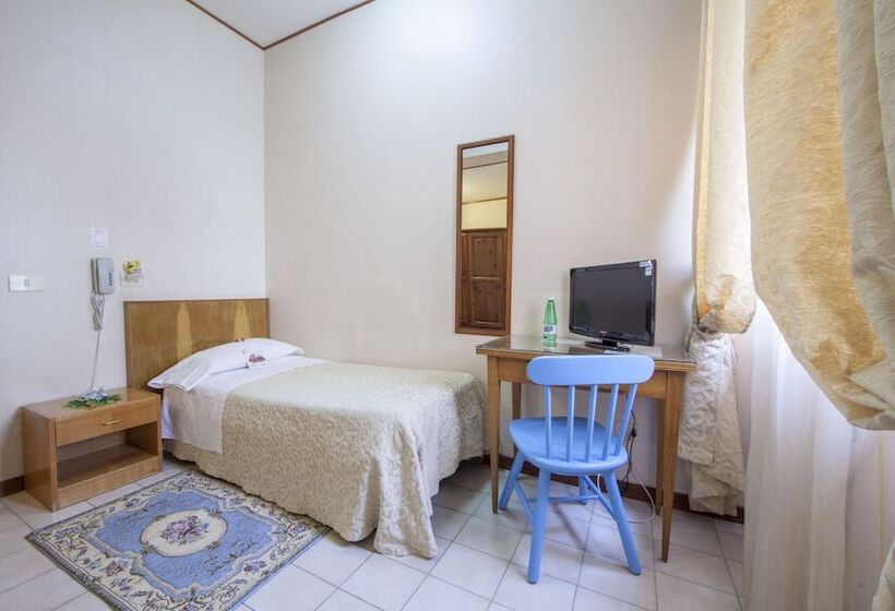 اتاق استاندارد یک نفره, Astoria Hotel& Ninfea Spa