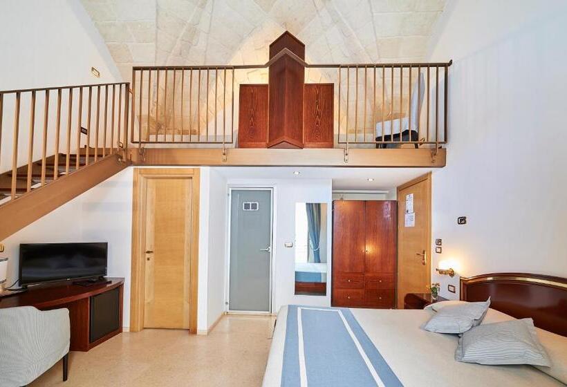 اتاق کلاسیک چهارنفره, Corte Di Nettuno Cdshotels