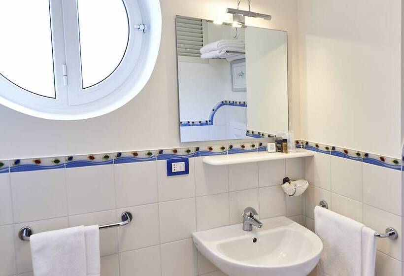 اتاق کلاسیک, Corte Di Nettuno Cdshotels