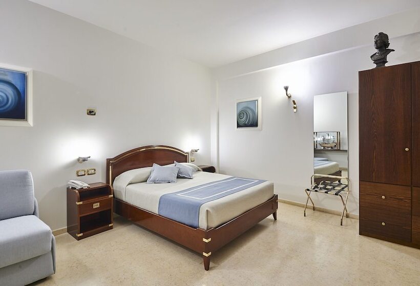 اتاق کلاسیک سه تخته, Corte Di Nettuno Cdshotels