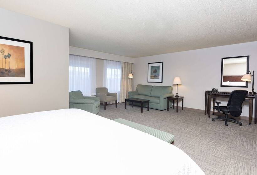 Standard Room, Hampton Inn & Suites Hartfordmanchester