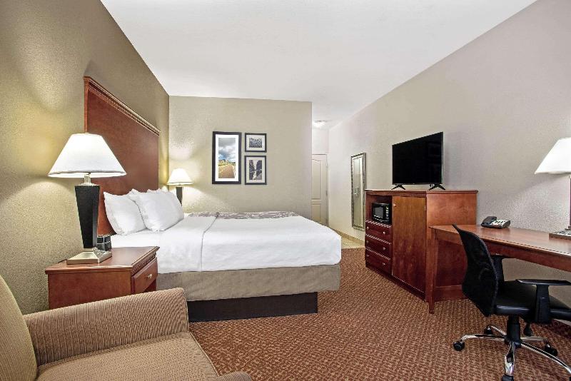 اتاق استاندارد, Holiday Inn Express & Suites Drayton Valley, An Ihg