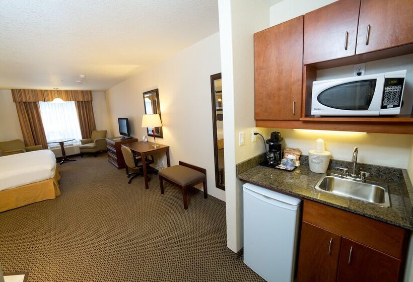 سوییت, Holiday Inn Express & Suites Drayton Valley, An Ihg
