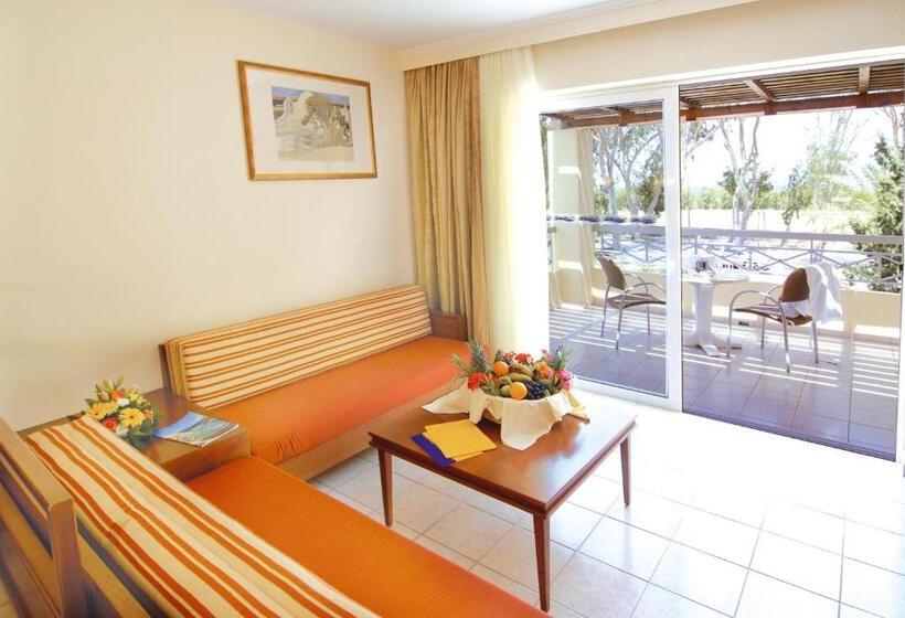 Suite Junior, Kipriotis Maris Suites