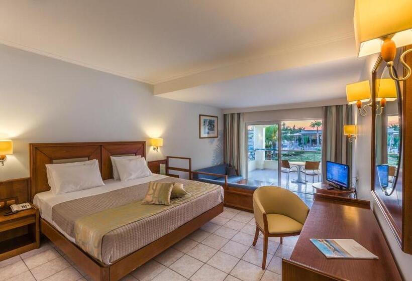 Suite Junior, Kipriotis Maris Suites