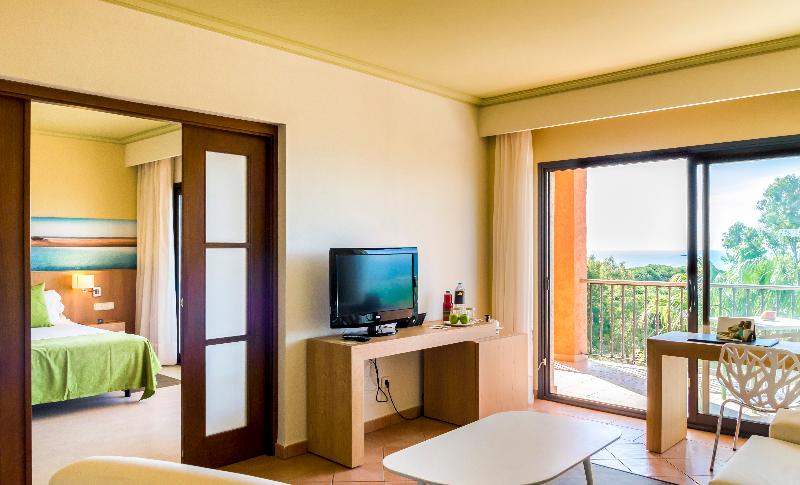 اتاق استاندارد, Kipriotis Maris Suites