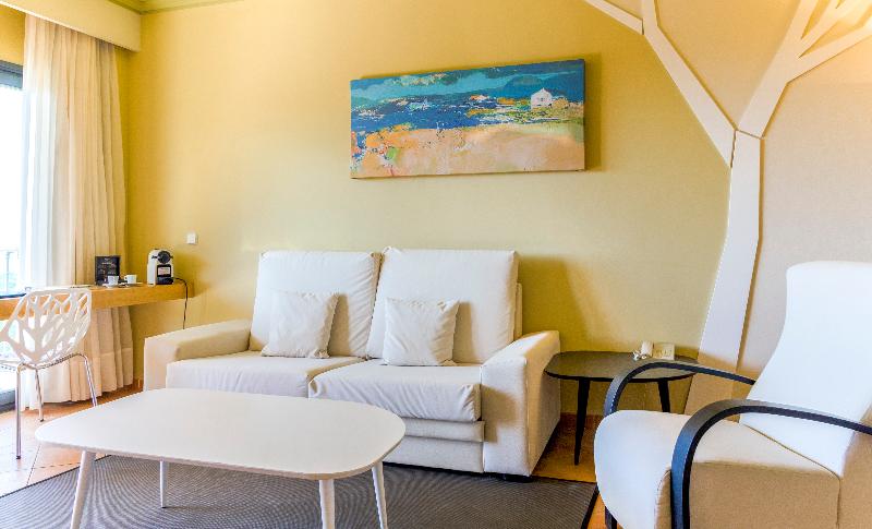 اتاق استاندارد, Kipriotis Maris Suites