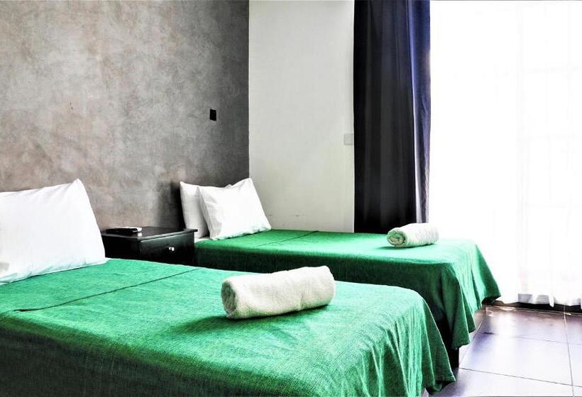 سوییت جونیور, Colonial Playa Del Carmen