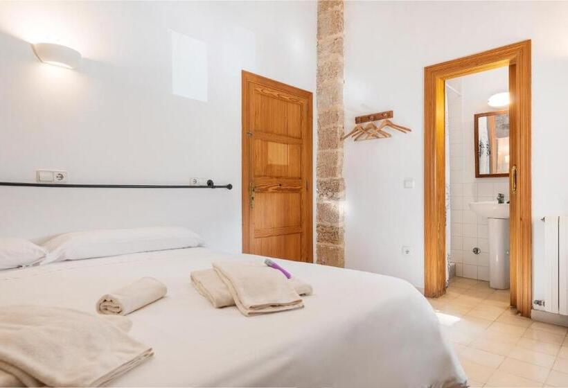 اتاق استاندارد, Petit Hotel Hostatgeria La Victoria