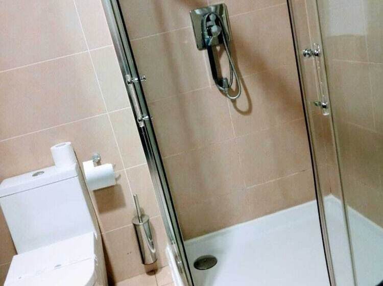 اتاق اجرایی, Skyna Hotel Luanda