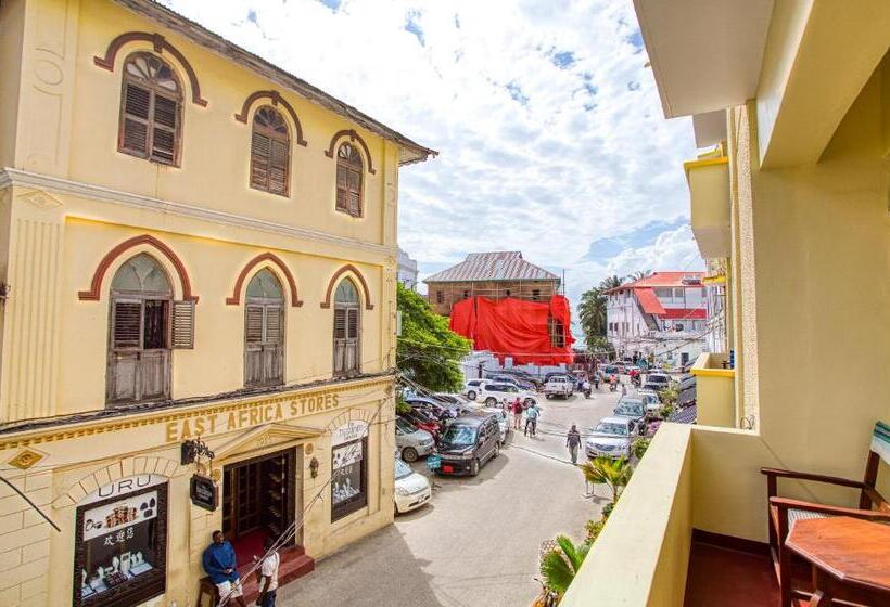 1 Bedroom Apartment City View, Tembo House