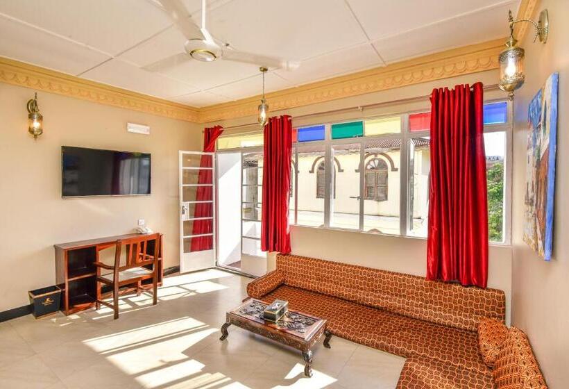 1 Bedroom Apartment City View, Tembo House