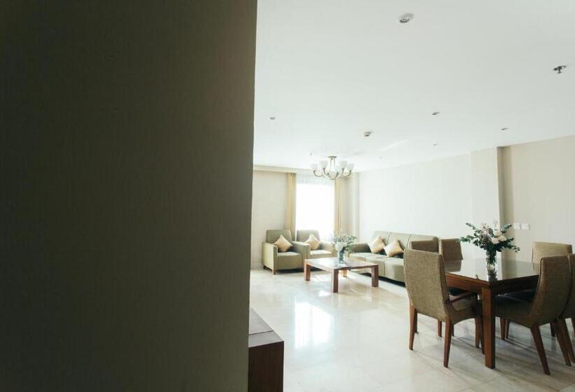 سوئیت 2 خوابه, Thomson Residence